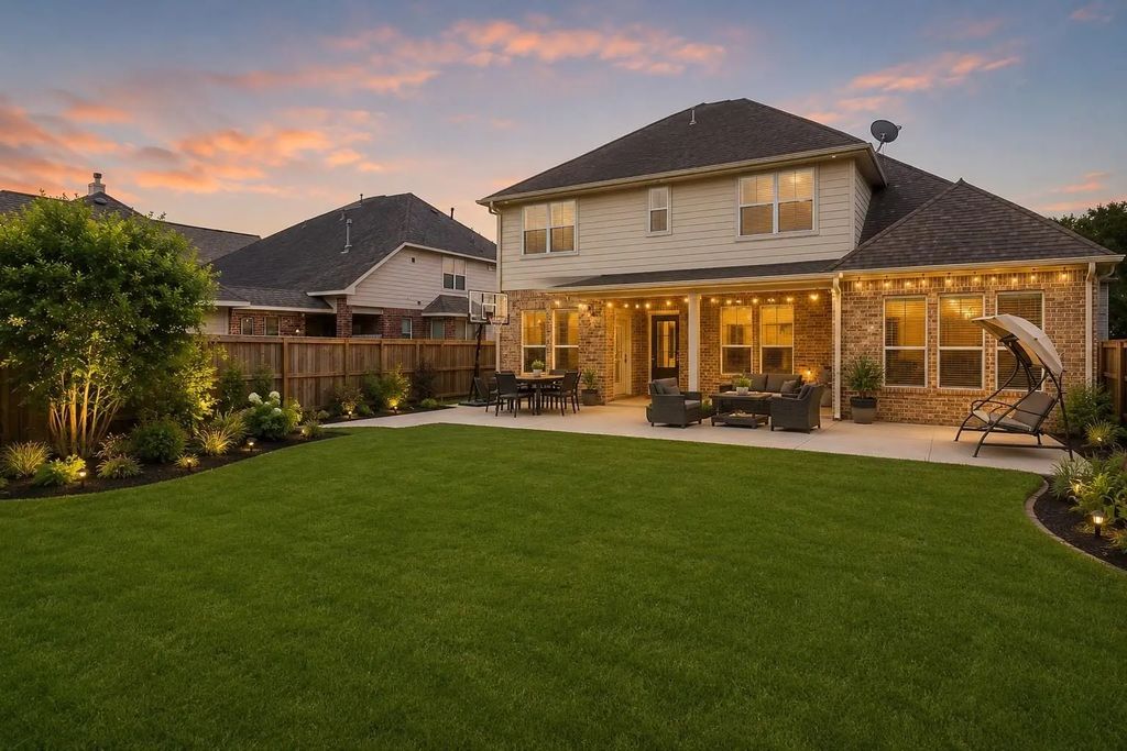 6811 Bannon Trail, Sugar Land