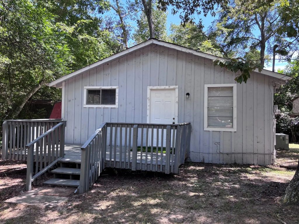 16793 Stinson Lane, Montgomery