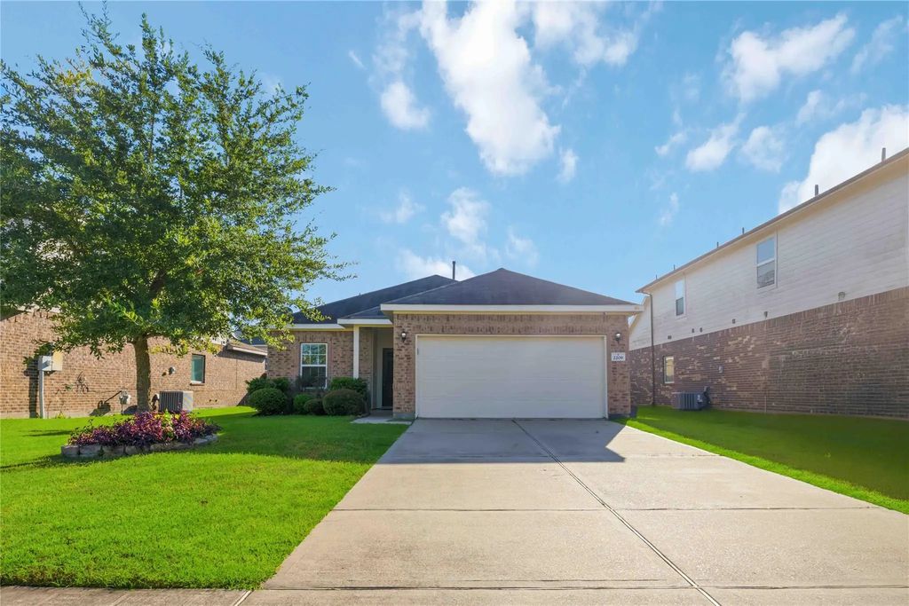 2208 Ruby Drive, Texas City
