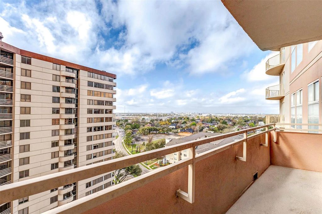 3505 Sage Road 1104, Houston