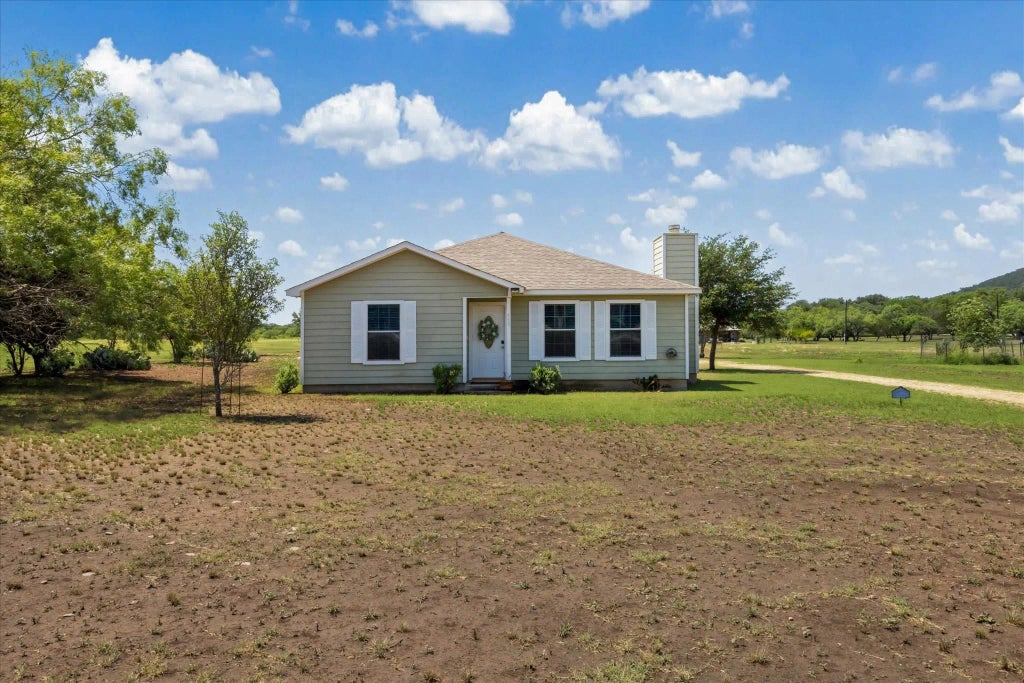 115 N River Place Rd, Rio Frio