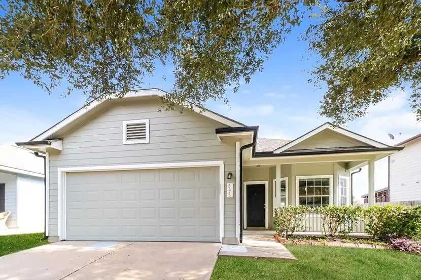 11817 Bastrop Street, Manor