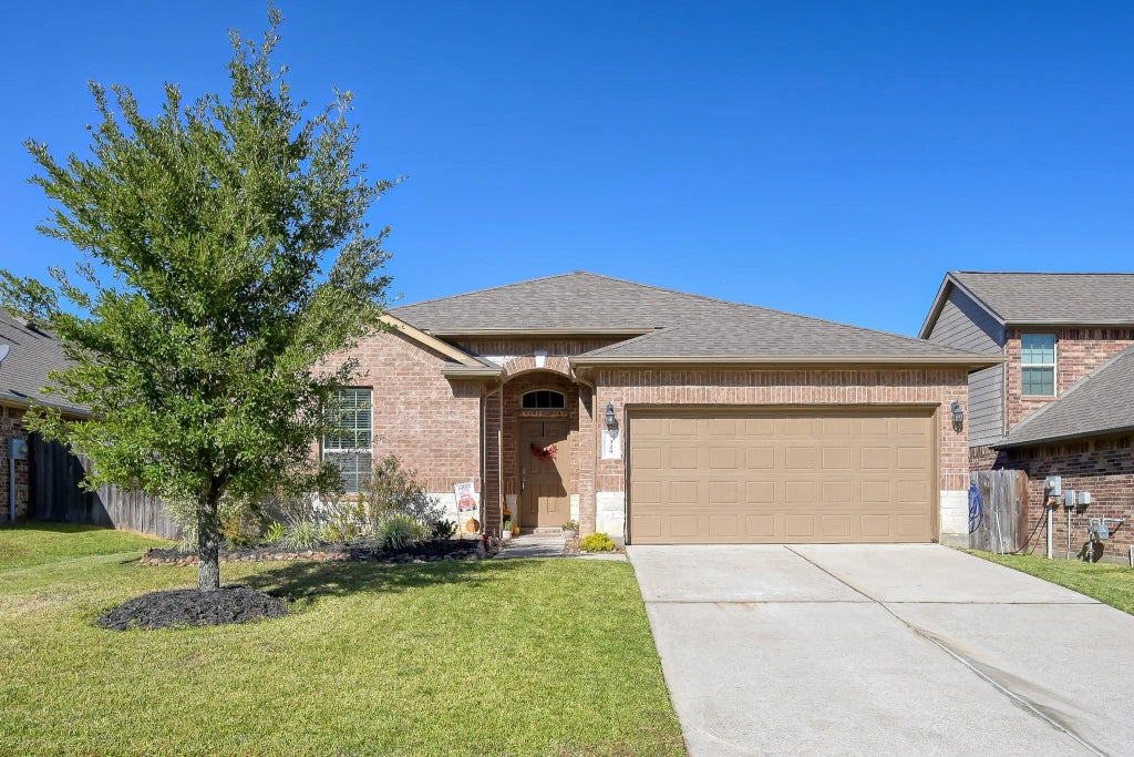 7329 Masquerade Lane, Conroe