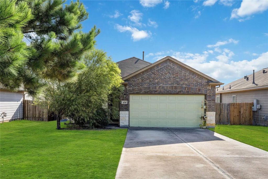 4191 Waukegan Road, Conroe