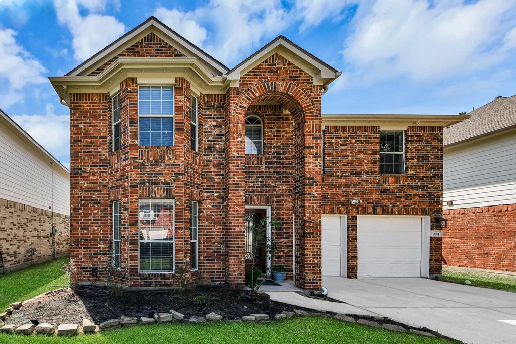 9011 S Ferndale Place Drive, Houston