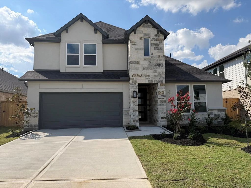 9327 Pentland Valley Lane, Cypress