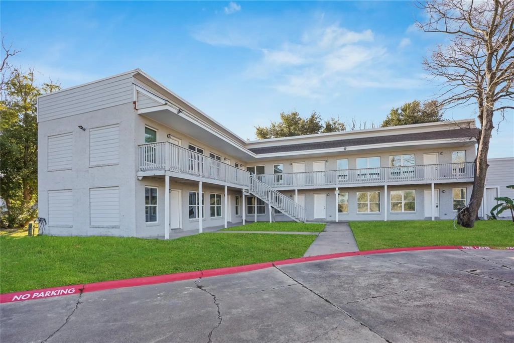 1803 Oak Street, La Marque