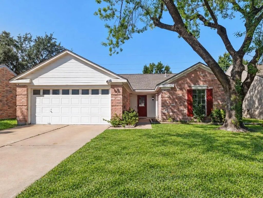 9631 Secretariat Drive, Houston