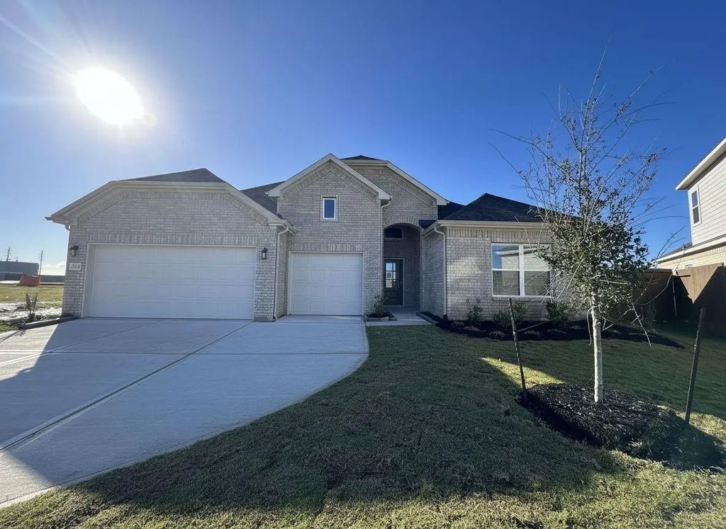 1048 Apple Ridge Road, Magnolia