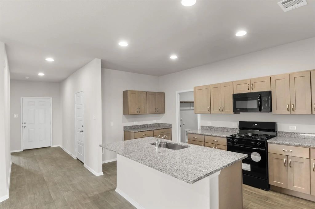 4622 Coral Bean Street, Pinehurst