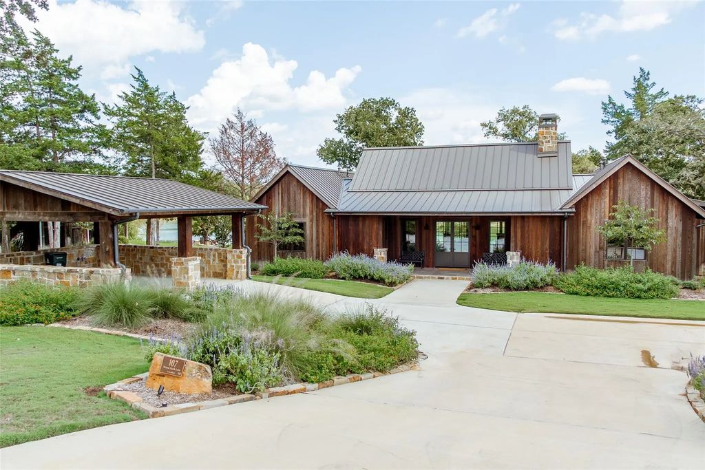 107 Wood Duck Lane, Columbus