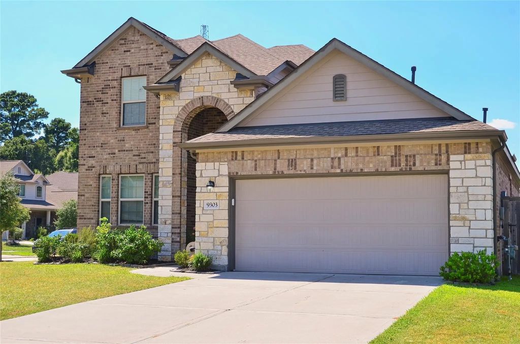 9303 Victoria Valley Court, Porter
