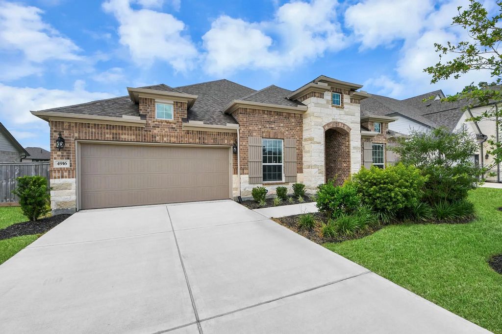 4916 Autumn Hills Trail, Pearland