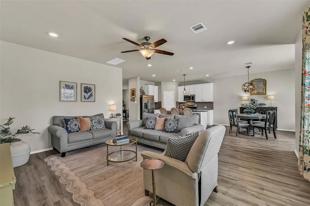 13711 Saxon Cliff Lane, Rosharon