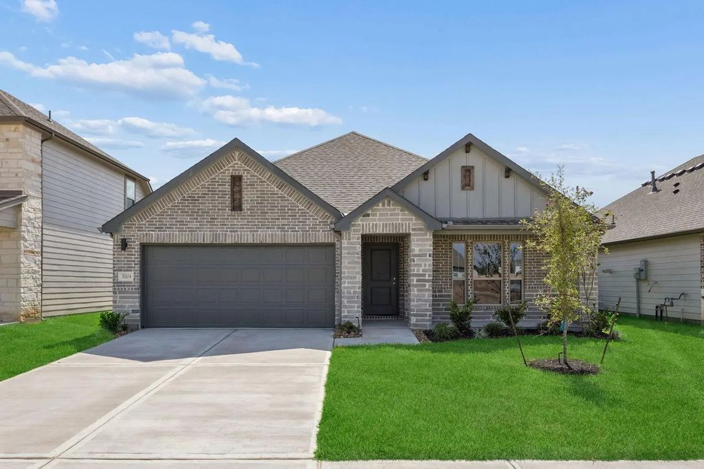 31104 Rena Coast Drive, Huffman