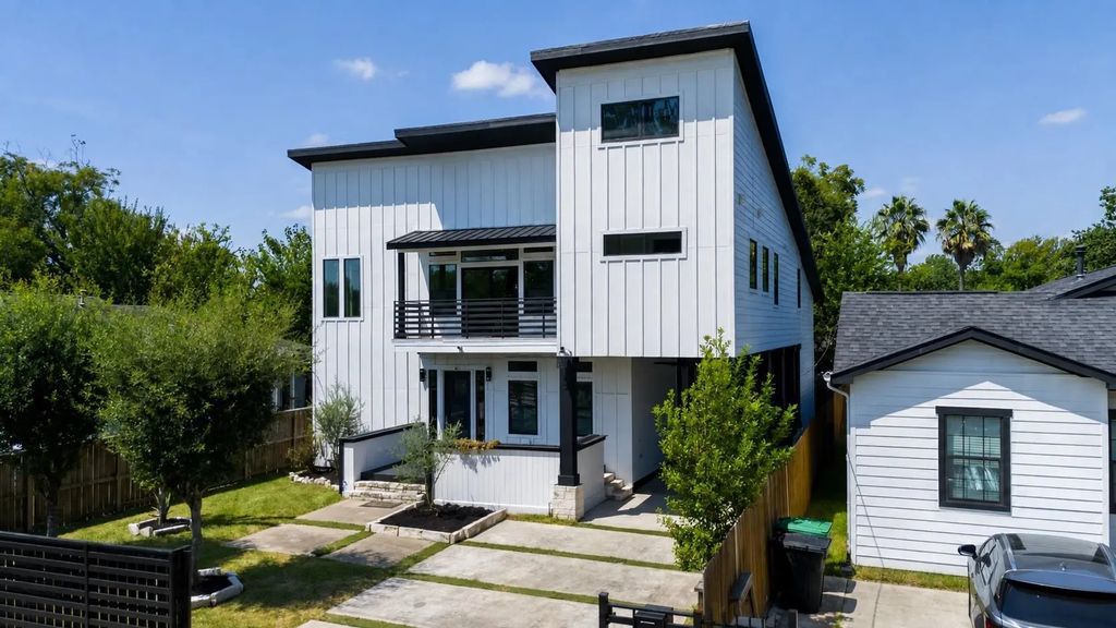 4041 Castor Street, Houston