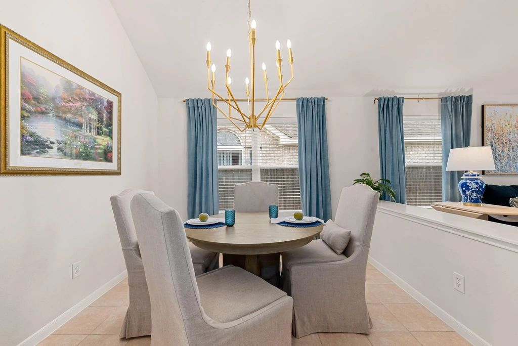 20707 Sapphire Lake Road, Richmond