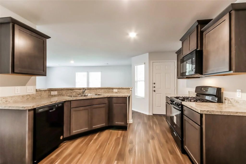 22451 Verdin Road, Splendora