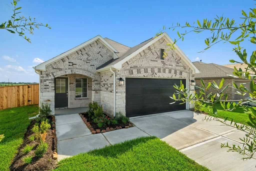 2003 Heather Ridge Way, Rosenberg
