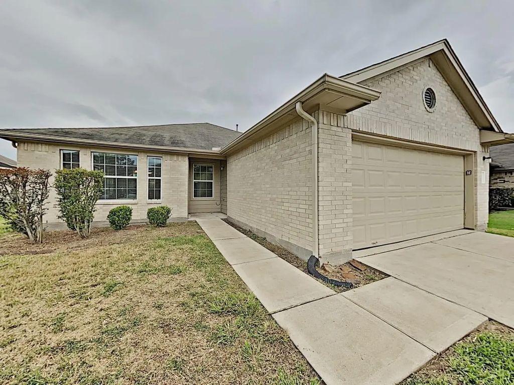 4026 Hawthorne Glen Court, Fresno