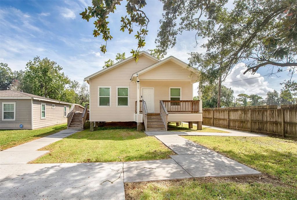 1125 Lake Road, La Marque