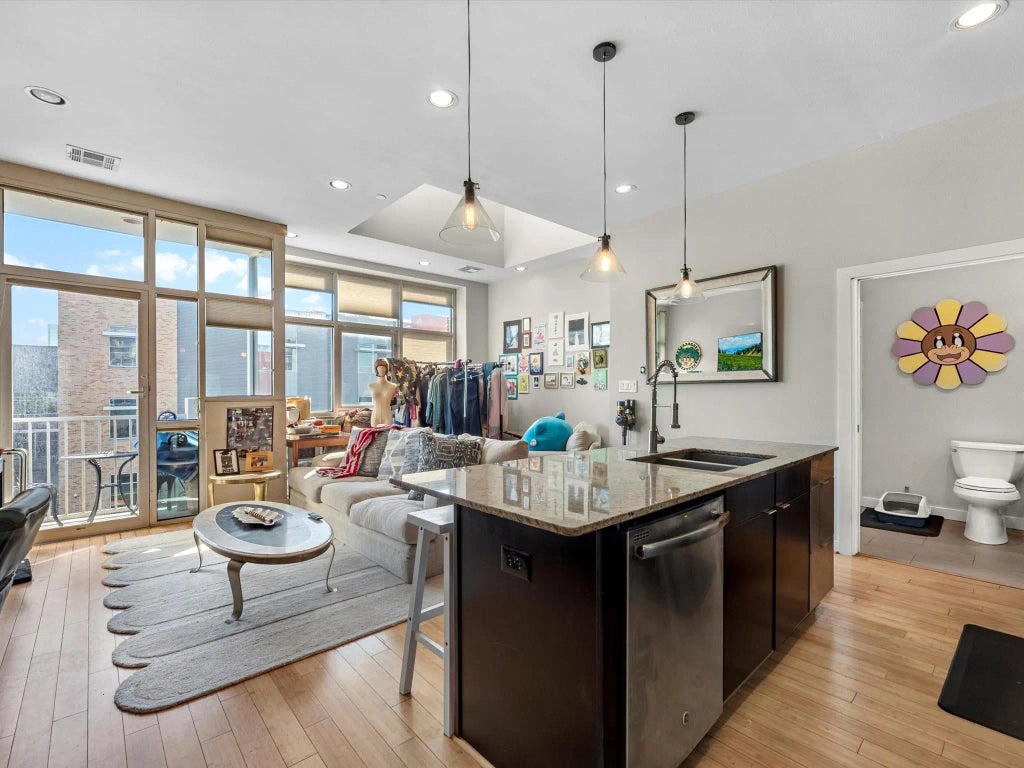 1406 Columbus St Street 303, Houston