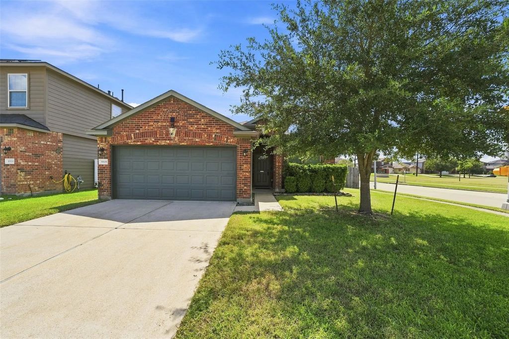 5535 Casa Mila Drive, Katy