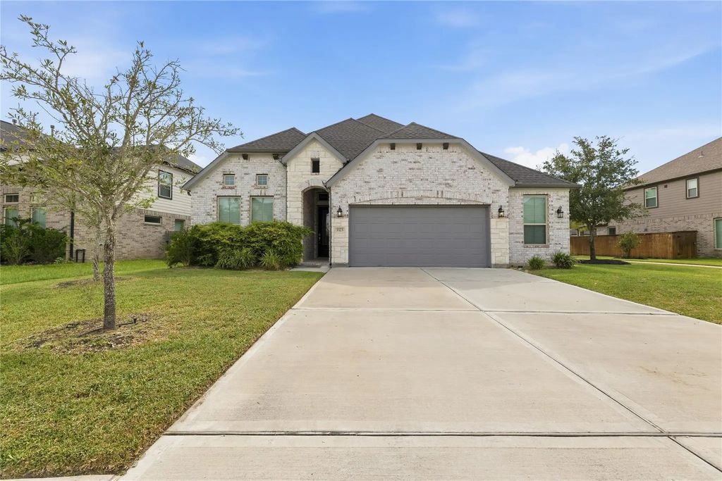 3323 Majestic Pine Lane, Rosenberg