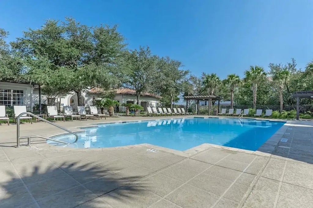 9914 W Military Drive 0817, San Antonio