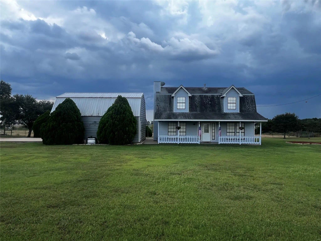 1100 Swiss Alp Hills Loop, Schulenburg