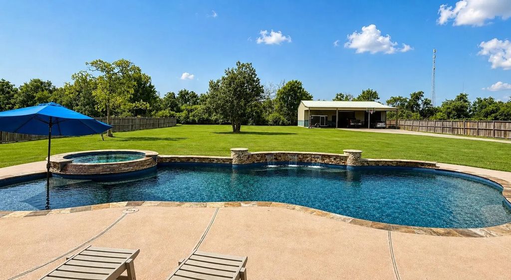 5118 Landon Lane, Baytown
