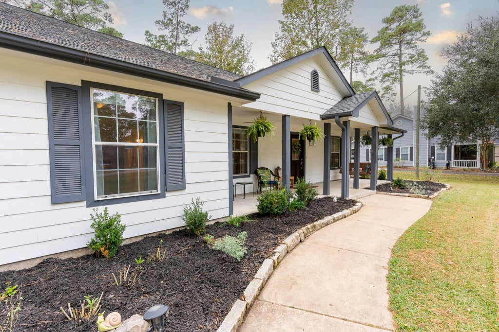 22813 Rainfern Drive, Magnolia