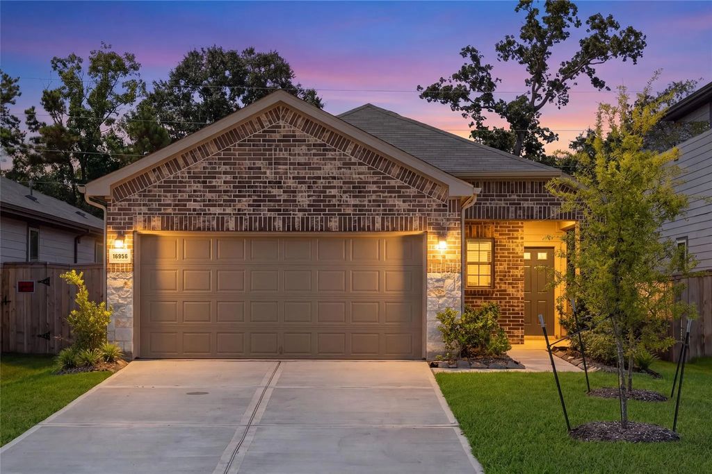16956 Juniper Blossom Bend, Conroe