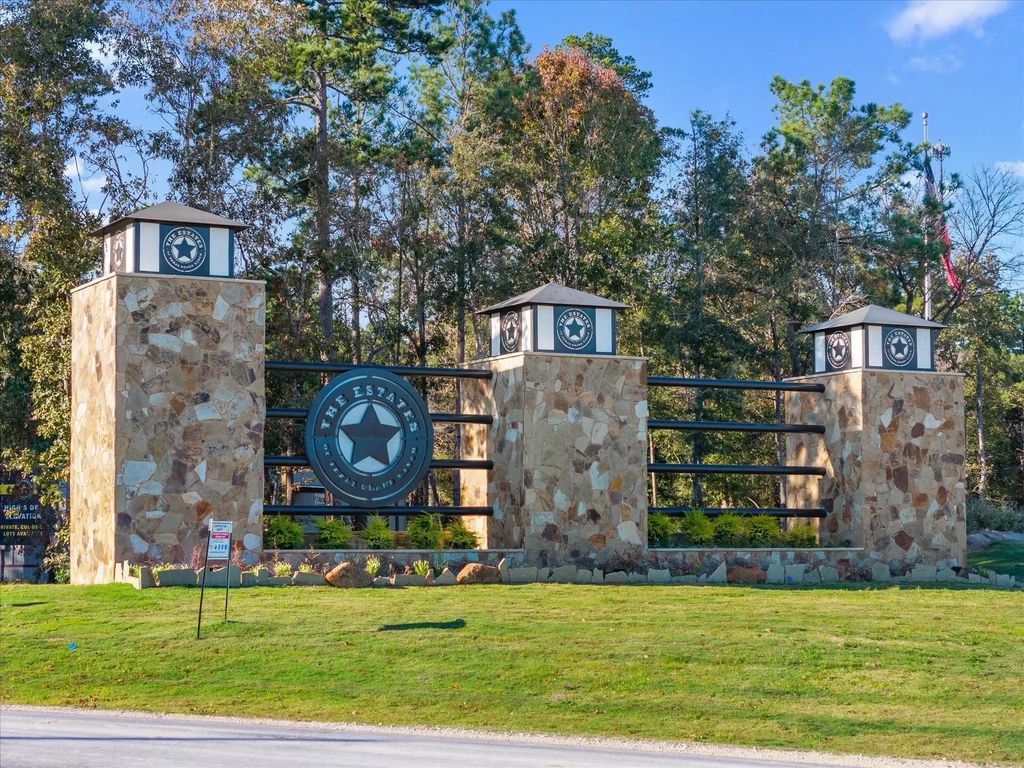 195 Bunkhouse Road, New Waverly