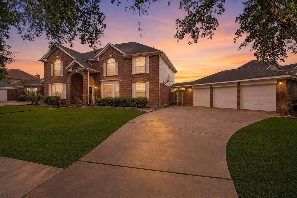 515 Spring Moss Drive, Missouri City