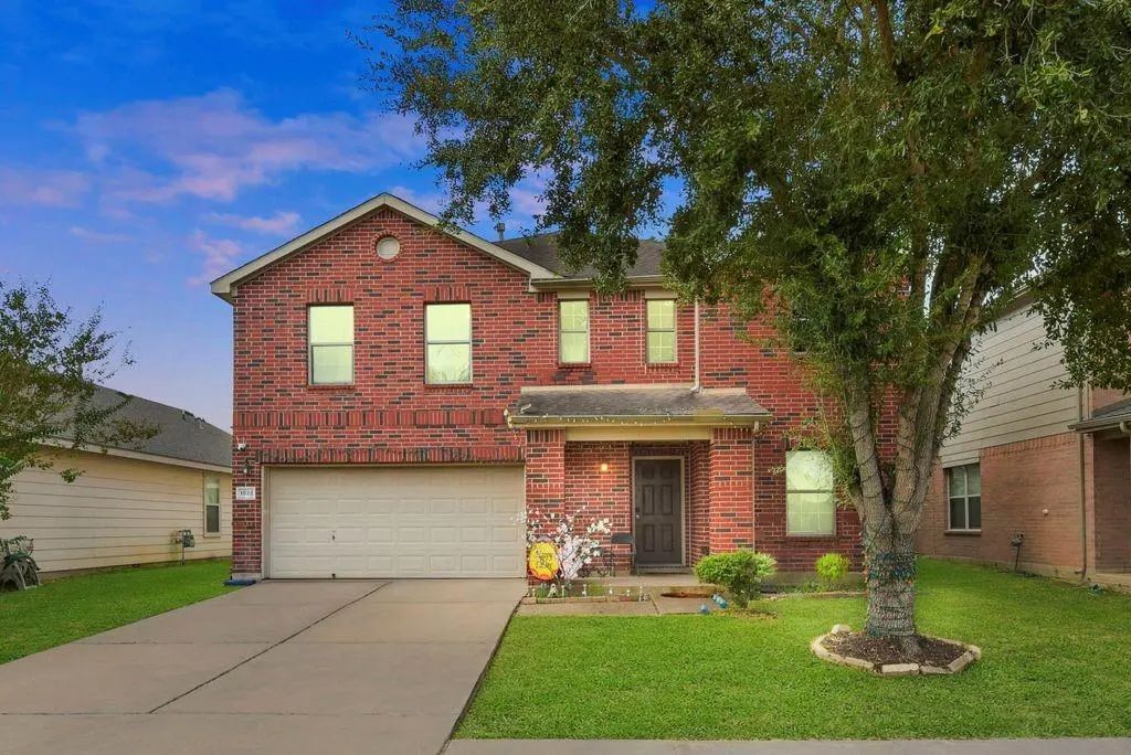 1022 Americana Drive, Missouri City