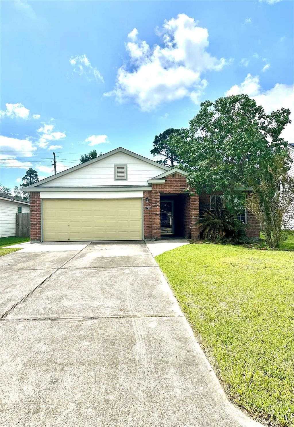 4710 Comal River Loop Loop, Spring