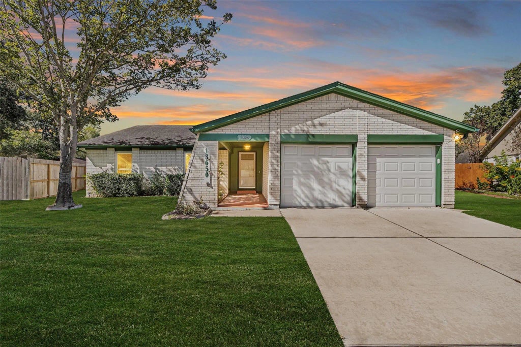 13650 Cherrydown Street, Sugar Land