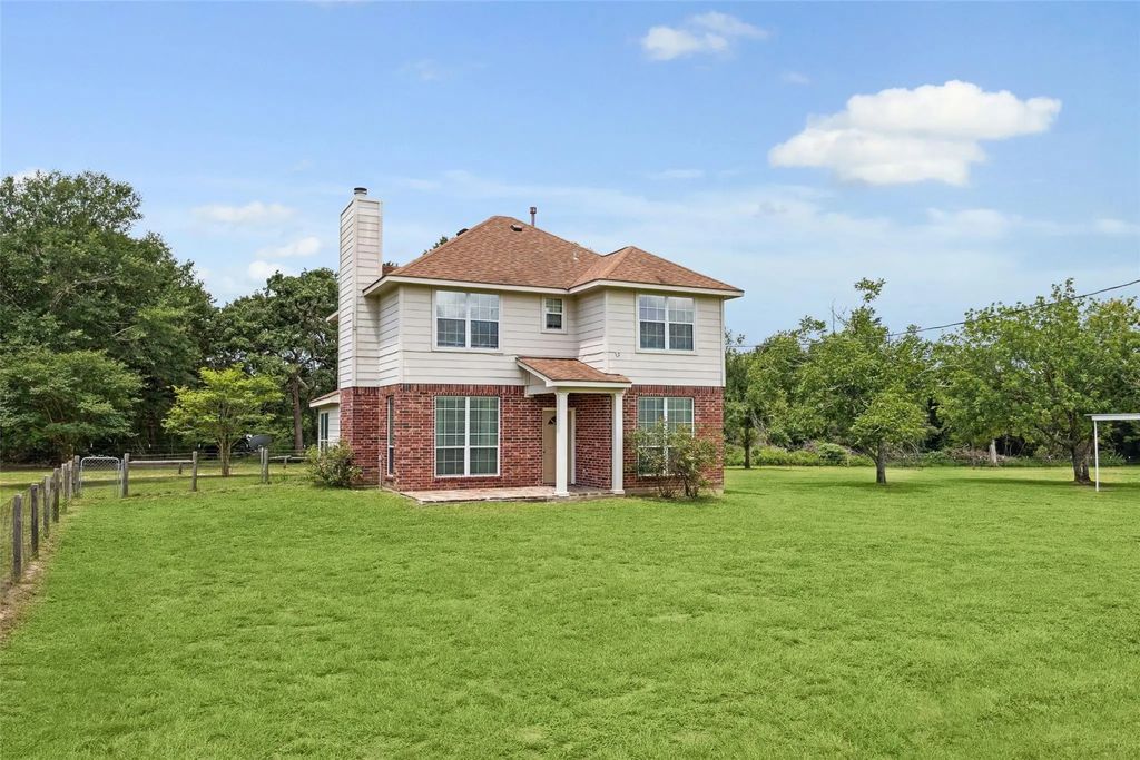 1083 Old Highway 36, Bellville