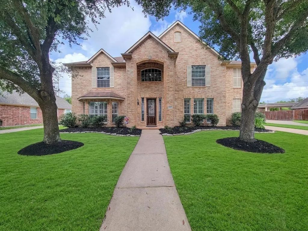 17715 Laguna Trail Drive, Houston