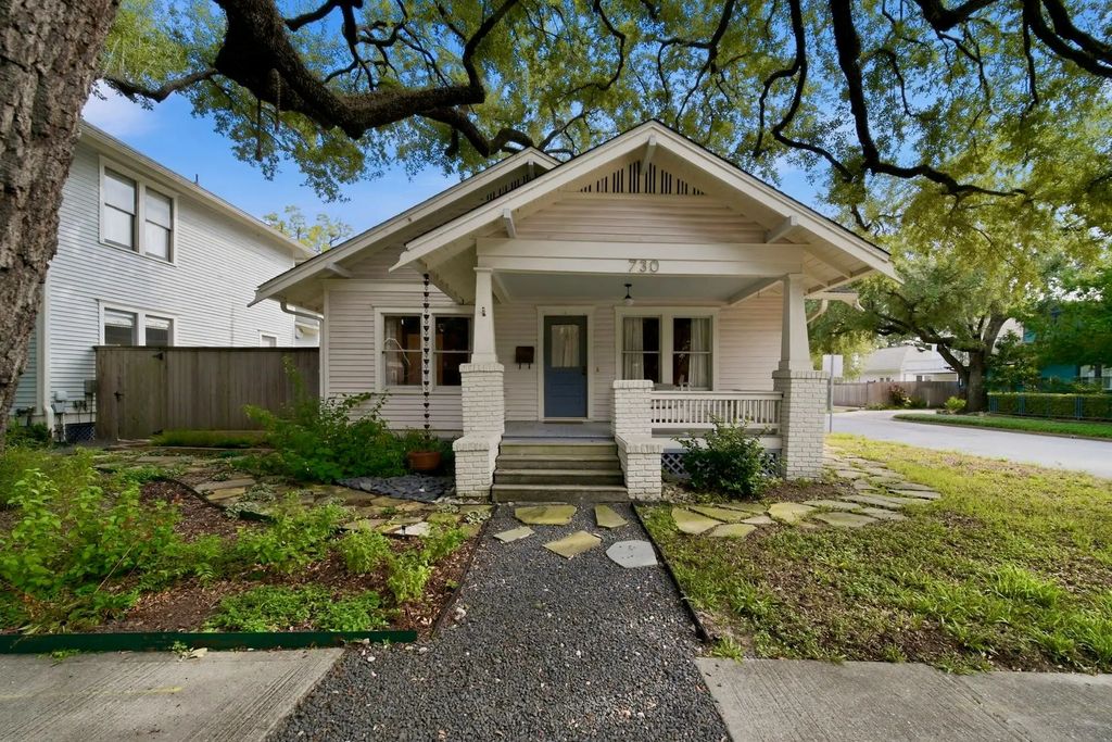 730 Bayland Avenue, Houston