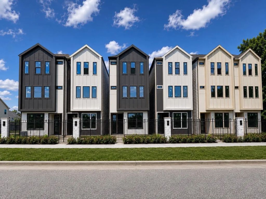 511 Hillwood Heights Drive, Houston