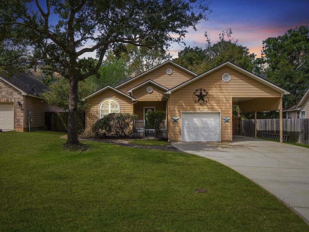 306 Sherwood Forest Street, Conroe