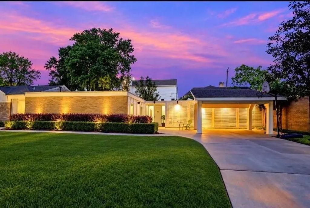 2003 Briarmead Drive, Houston