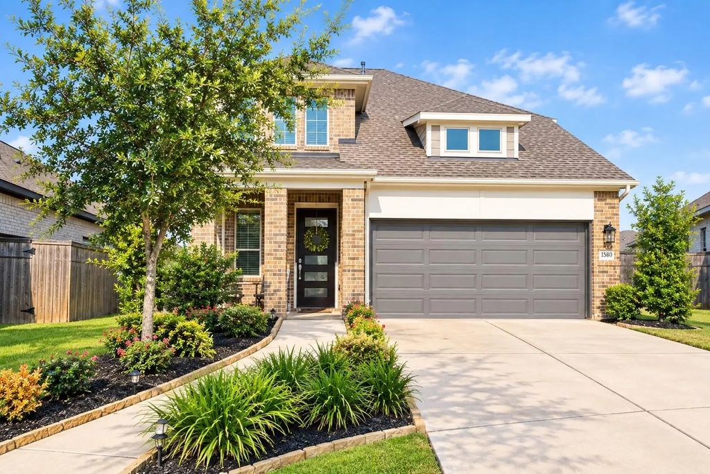 1806 Misty Field Drive, Missouri City