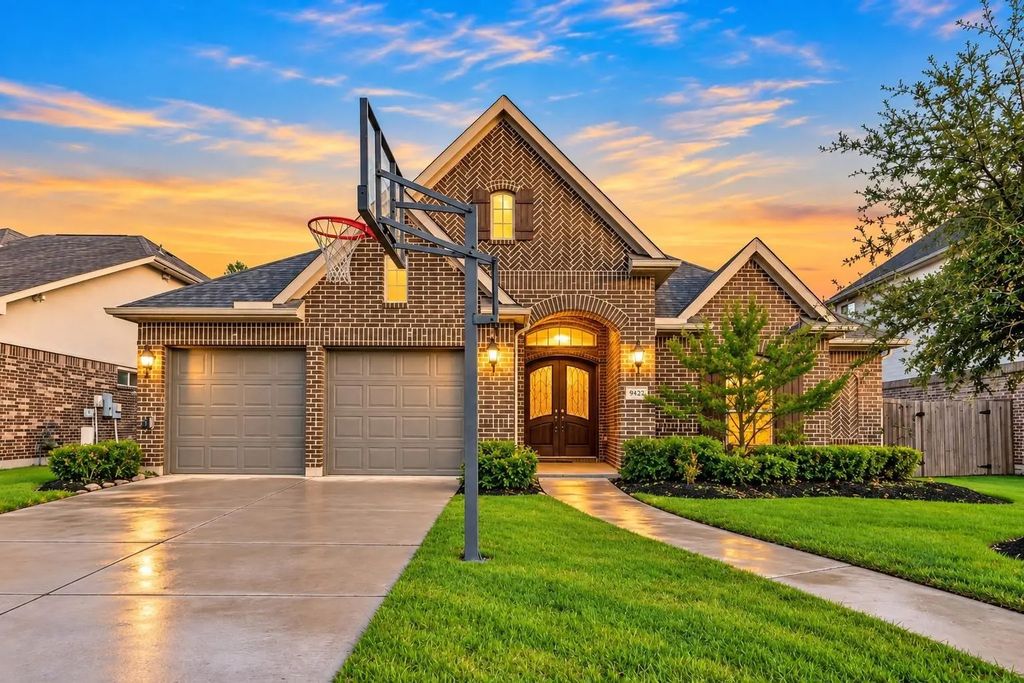 5803 Nowlands Run Lane, Sugar Land
