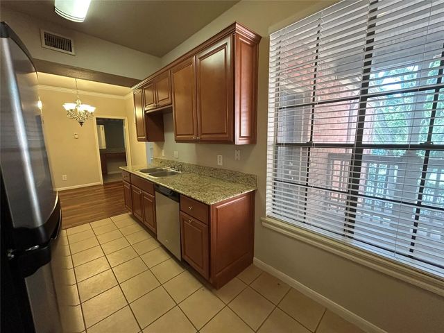 2255 Braeswood Park Drive 218, Houston