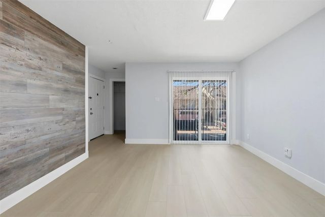 9350 Country Creek Drive 41, Houston