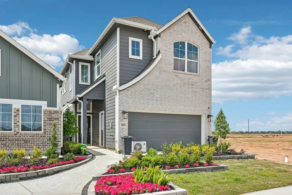 12723 Grayson County Drive, Cypress