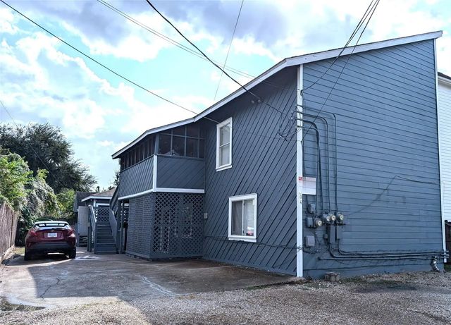 704 E 22nd Street, Houston